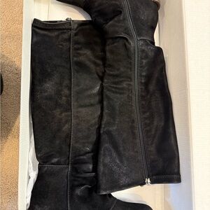 Blowfish Sz 6 Black Velvet Knee-High Boots